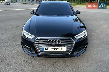 Седан Audi A4 2017 в 