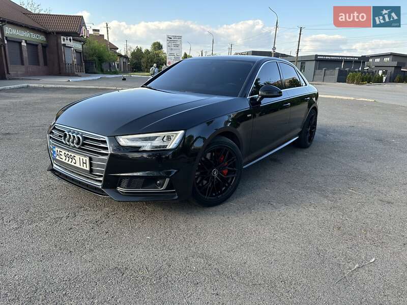 Audi A4 2017