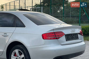 Седан Audi A4 2009 в 