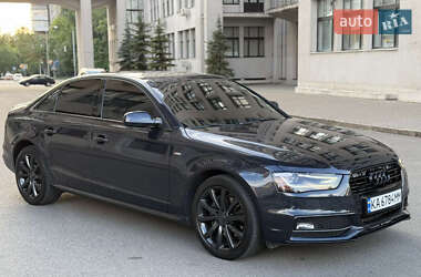 Седан Audi A4 2014 в 