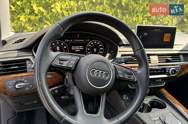 Седан Audi A4 2019 в 