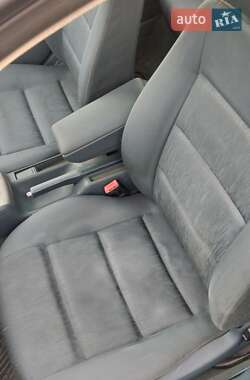 Універсал Audi A4 2001 в 