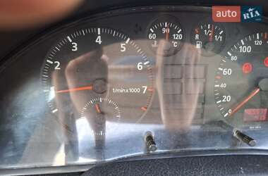 Седан Audi A4 1995 в 