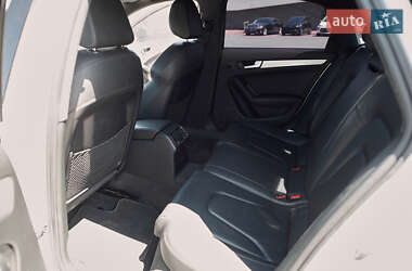 Седан Audi A4 2014 в 