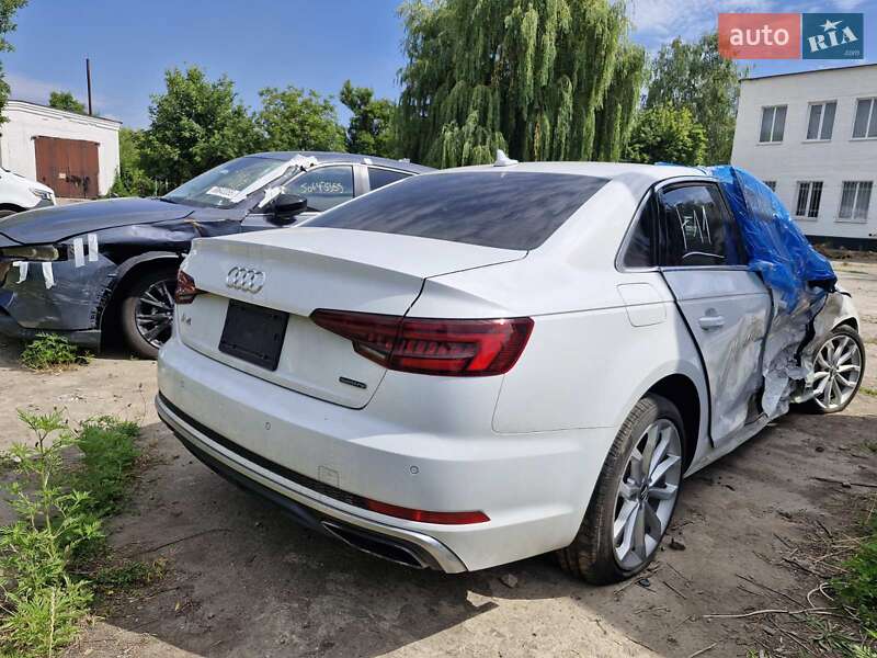 Седан Audi A4 2019 в Умани