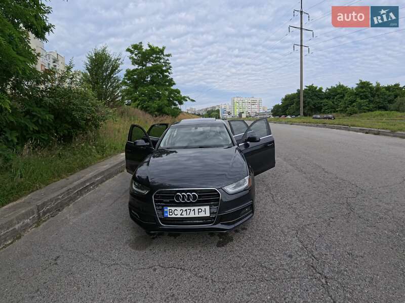 Седан Audi A4 2013 в Львові