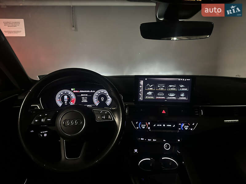 Седан Audi A4 2020 в Львові