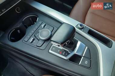 Седан Audi A4 2017 в 