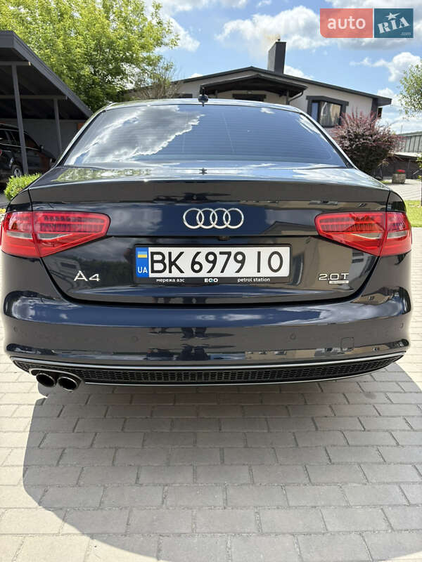 Седан Audi A4 2013 в Луцьку