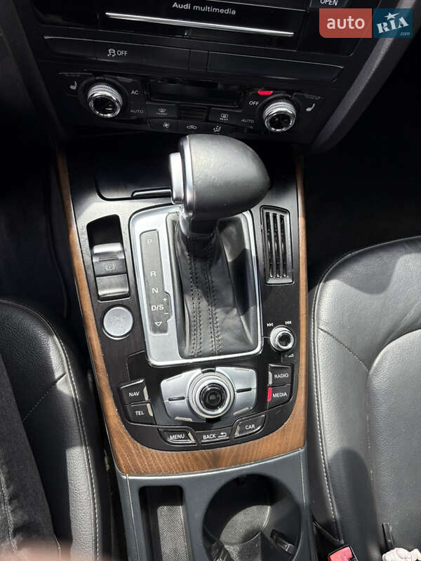 Седан Audi A4 2013 в Луцьку