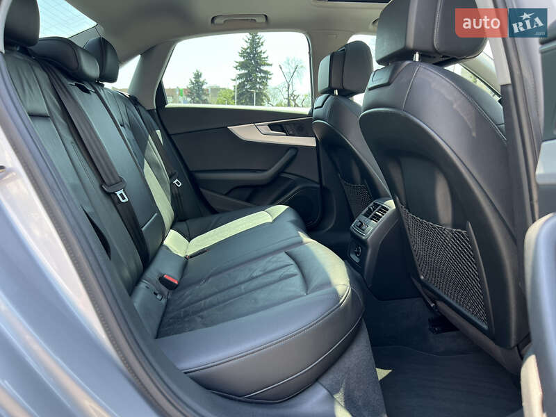 Седан Audi A4 2017 в Ужгороді