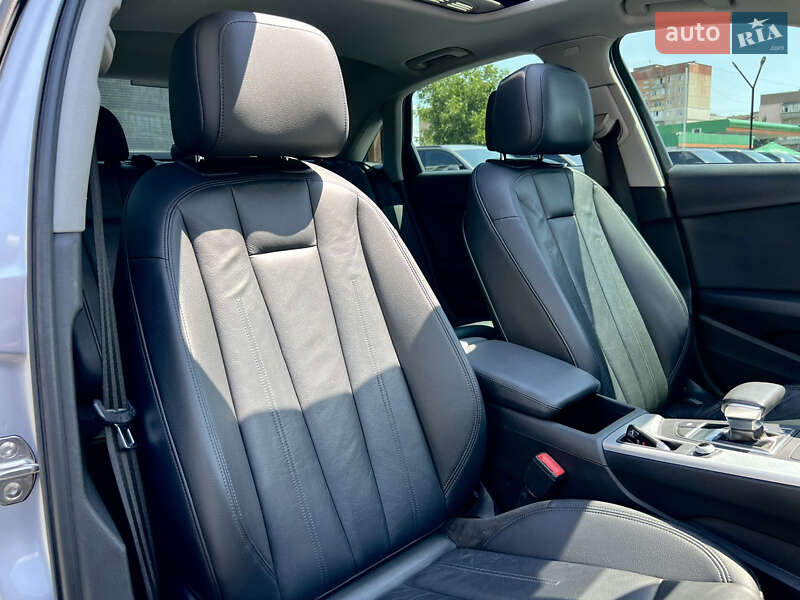 Седан Audi A4 2017 в Ужгороді