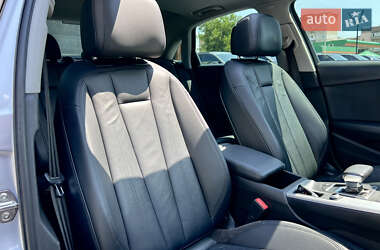 Седан Audi A4 2017 в 