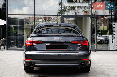 Седан Audi A4 2018 в 