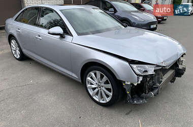 Седан Audi A4 2017 в 