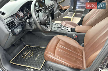 Седан Audi A4 2018 в 