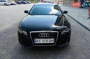 Седан Audi A4 2012 в 