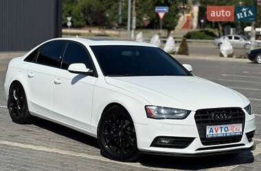 Седан Audi A4 2012 в Кривом Роге