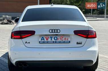 Седан Audi A4 2012 в 