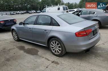 Седан Audi A4 2015 в 