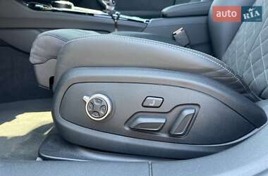 Седан Audi A4 2023 в 