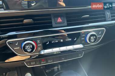 Седан Audi A4 2023 в 