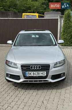 Седан Audi A4 2010 в Рівному