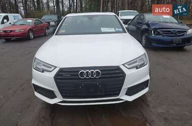 Седан Audi A4 2018 в 
