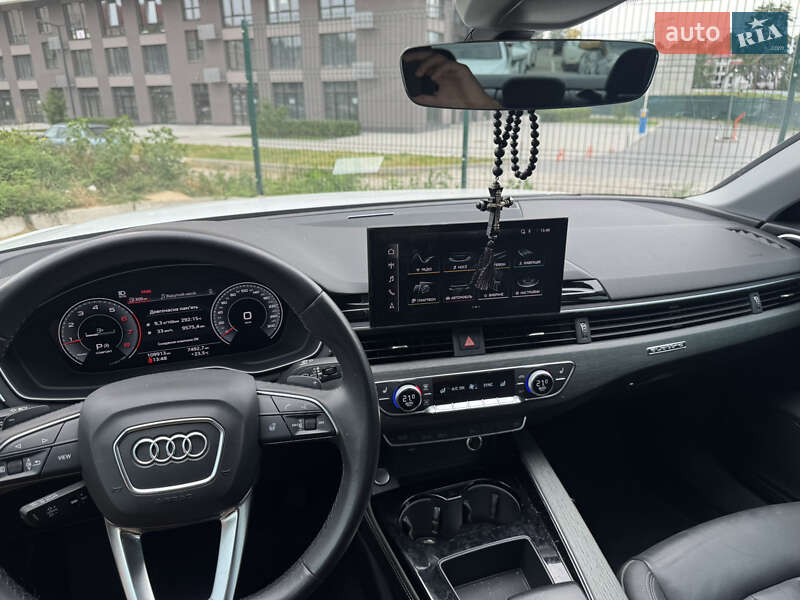 Седан Audi A4 2020 в Києві