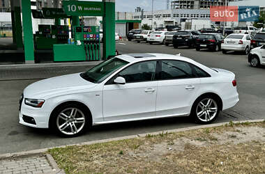 Седан Audi A4 2015 в 