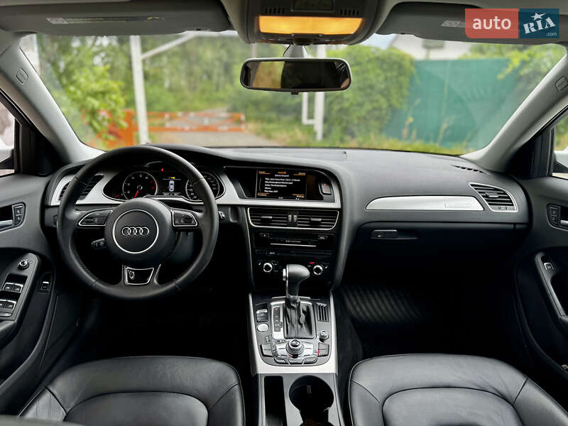 Седан Audi A4 2015 в Києві