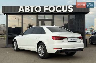 Седан Audi A4 2017 в 