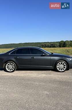 Седан Audi A4 2019 в 