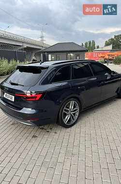 Універсал Audi A4 2017 в 