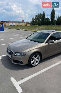 Седан Audi A4 2011 в 