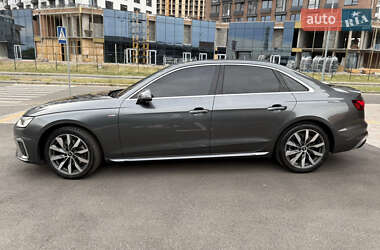 Седан Audi A4 2022 в 