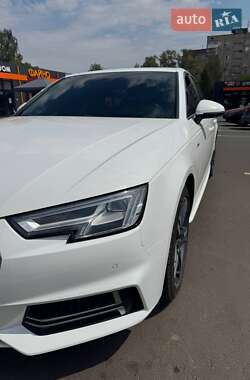 Седан Audi A4 2017 в 