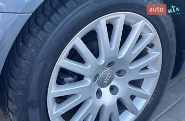 Седан Audi A4 2006 в 