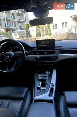 Седан Audi A4 2016 в Львове