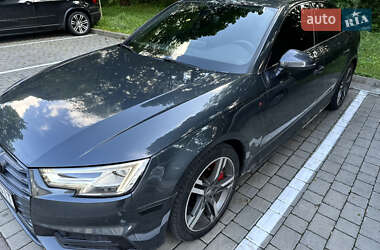 Седан Audi A4 2016 в Львове