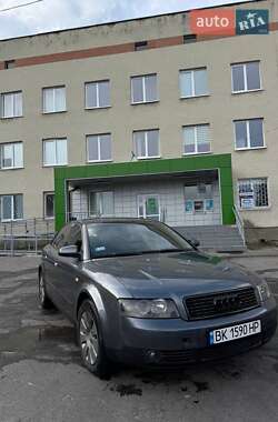 Седан Audi A4 2001 в Заречном