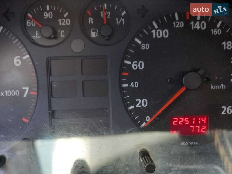 Универсал Audi A4 1997 в Умани