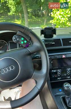 Седан Audi A4 2002 в 