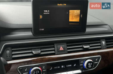 Седан Audi A4 2019 в 