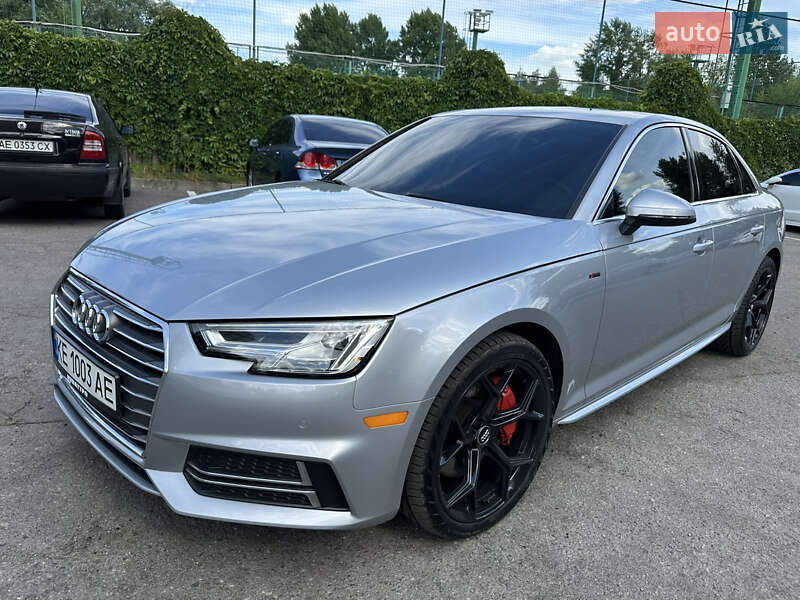 Седан Audi A4 2017 в Дніпрі