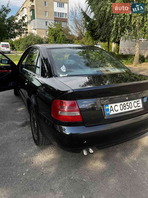 Седан Audi A4 2001 в Ковелі