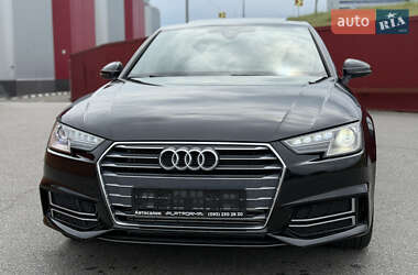 Седан Audi A4 2017 в 