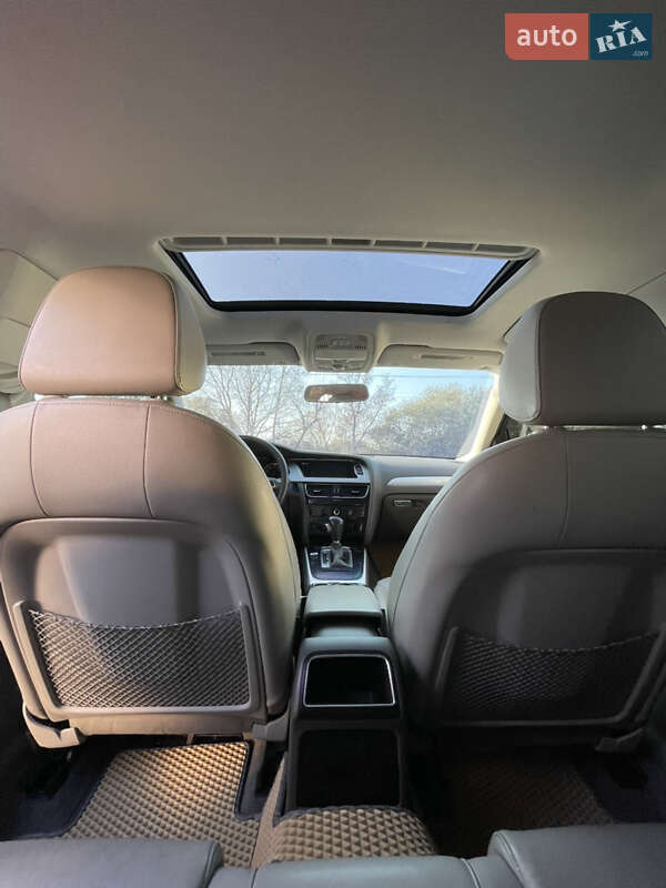 Седан Audi A4 2011 в Хмельницком