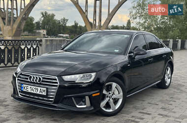 Седан Audi A4 2019 в Днепре