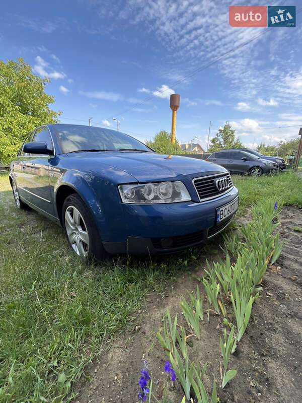 Седан Audi A4 2002 в Івано-Франково